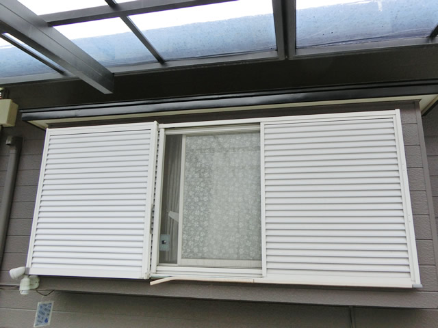窓の防犯対策　ヒシクロス面格子　出窓にも対応　名古屋市中村区